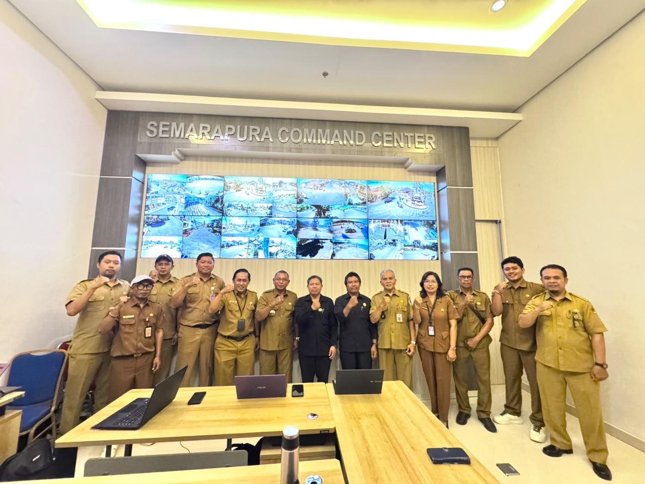 Camat Nusa Penida menghadiri acara Visitasi Monev KIP Tahun 2026 di Diskominfo Kabupaten Klungkung