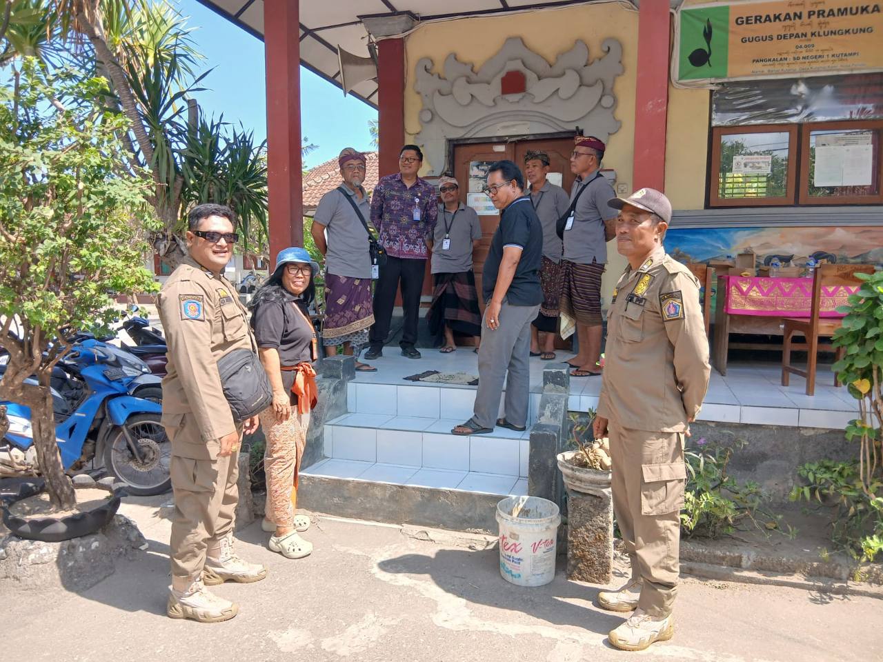 Camat Nusa Penida Bersama Forkopimcam Laksanakan Monitoring Pemilihan Perbekel Serentak di Sejumlah Desa